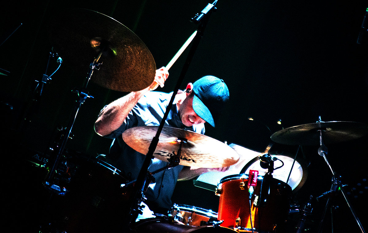 mão morta viva la muerte